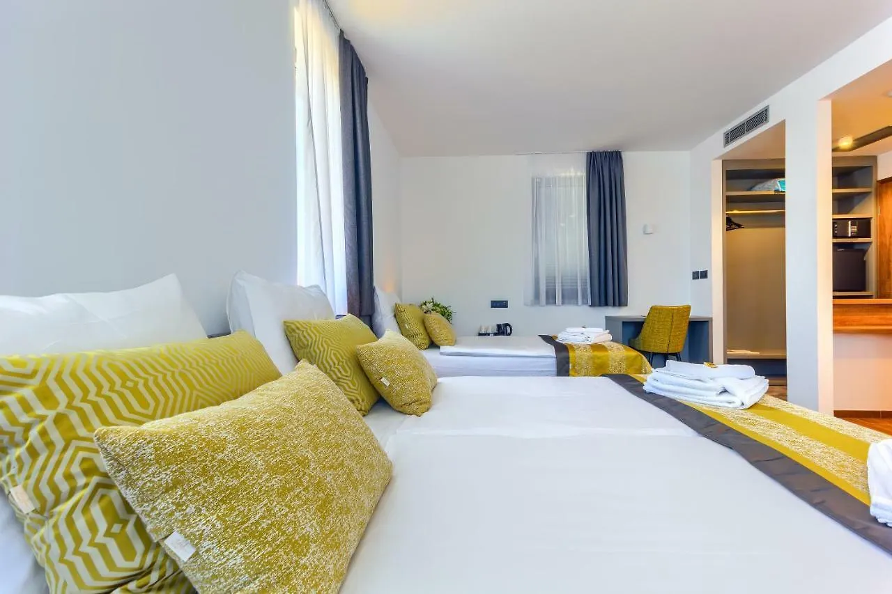 Bel Residence Split 4*,